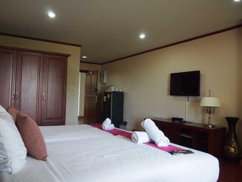 Abricole At Pattaya Hill Lejlighed Eksteriør billede